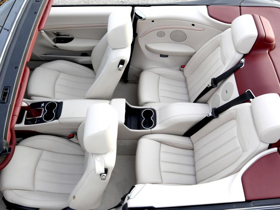  Maserati GranCabrio 2010 года  (фото 5 из 101)